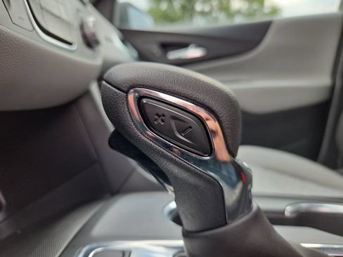 Certified 2023 Chevrolet Equinox LS AWD/4WD image 25
