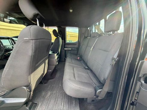 Used 2017 Ford F150 XLT w/ Equipment Group 302A Luxury AWD/4WD image 9
