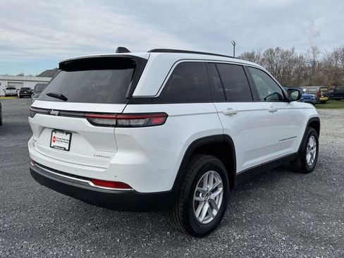 New 2026 Jeep Grand Cherokee Laredo AWD/4WD image 19
