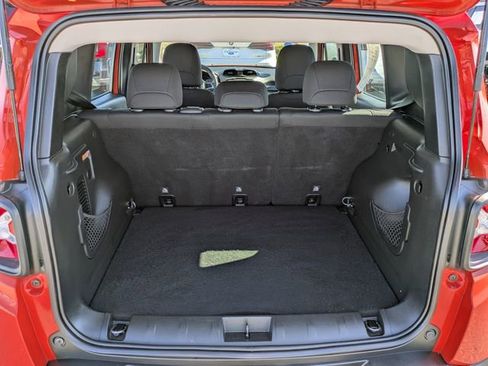 Used 2020 Jeep Renegade Sport FWD image 13