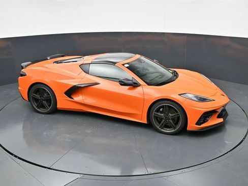 Used 2024 Chevrolet Corvette Stingray Premium Cpe w/ Z51 Performance Package RWD image 32