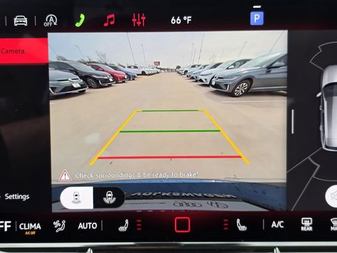 New 2026 Volkswagen Tiguan SE FWD image 13