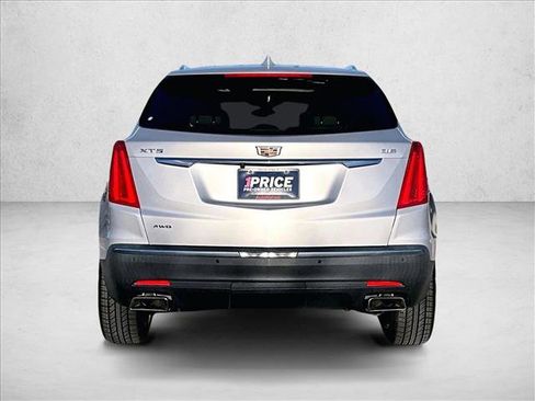 Used 2017 Cadillac XT5 Premium Luxury image 4