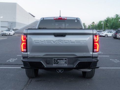 Used 2023 Chevrolet Colorado Z71 w/ Z71 Convenience Package 2 AWD/4WD image 6