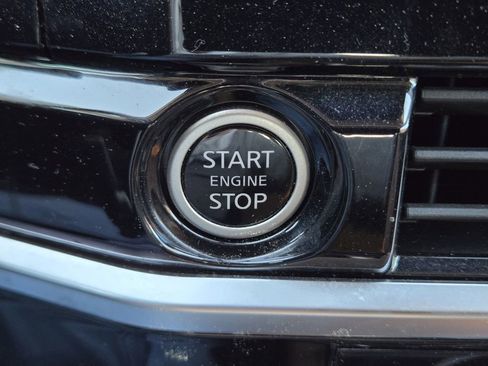 Used 2023 Nissan Pathfinder Platinum w/ Cargo Package image 24