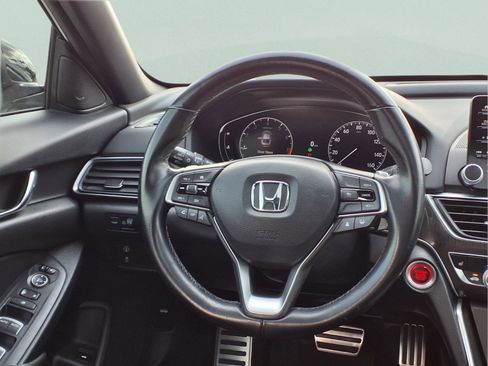 Used 2022 Honda Accord Sport image 11