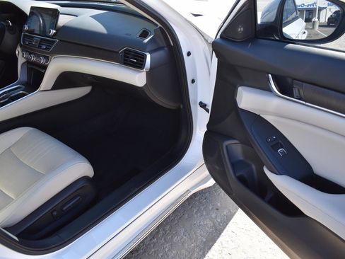 Used 2020 Honda Accord EX-L image 16