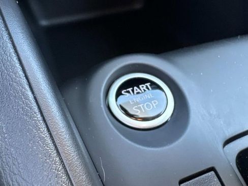 Certified 2025 Nissan Kicks Play S FWD image 34