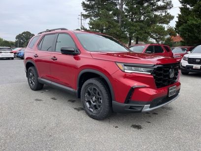 New 2025 Honda Pilot TrailSport