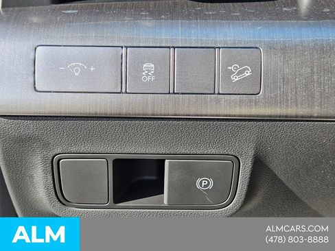 Used 2026 Hyundai Kona SEL Premium FWD image 31
