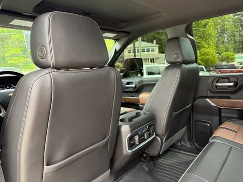 Used 2022 Chevrolet Silverado 2500 High Country w/ LPO, Hitch Package AWD/4WD image 57