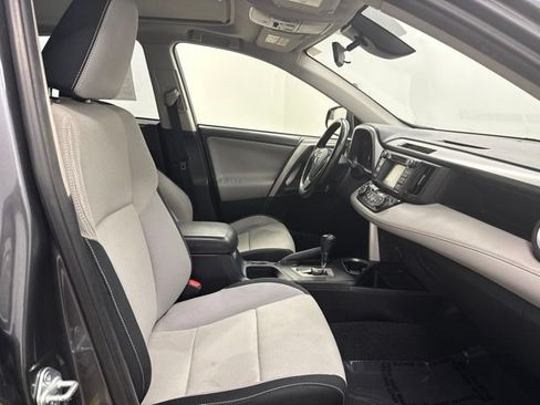 Used 2017 Toyota RAV4 XLE w/ All Weather Liner Package AWD/4WD image 20