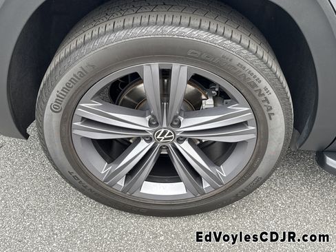 Used 2022 Volkswagen Atlas SE image 23