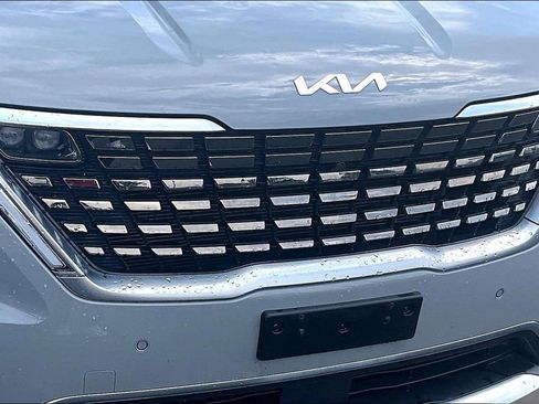 Used 2022 Kia Carnival SX Prestige FWD image 28