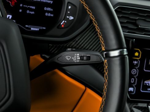 Used 2023 Lamborghini Urus S AWD/4WD image 34