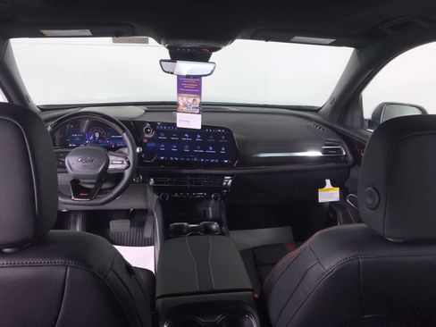 New 2026 Chevrolet Traverse RS w/ LPO, Floor Liner Package image 36