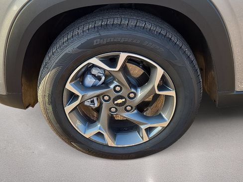 Used 2026 Chevrolet Trax LT FWD image 10