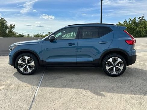 Certified 2023 Volvo XC40 B5 Ultimate w/ Climate Package AWD/4WD image 5