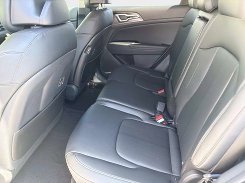 New 2026 Kia Sportage EX FWD image 11