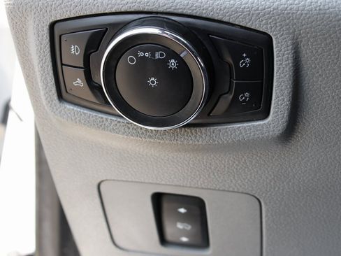 Used 2020 Ford F250 XLT w/ XLT Value Package image 18