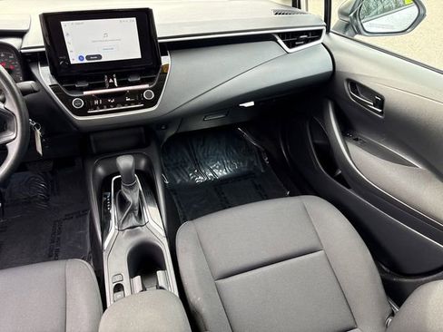 Certified 2025 Toyota Corolla LE image 25