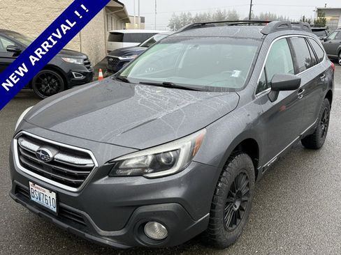 Used 2018 Subaru Outback 2.5i Premium image 1