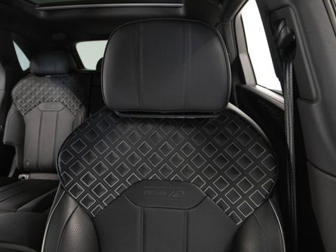 Used 2023 Bentley Bentayga Speed image 34