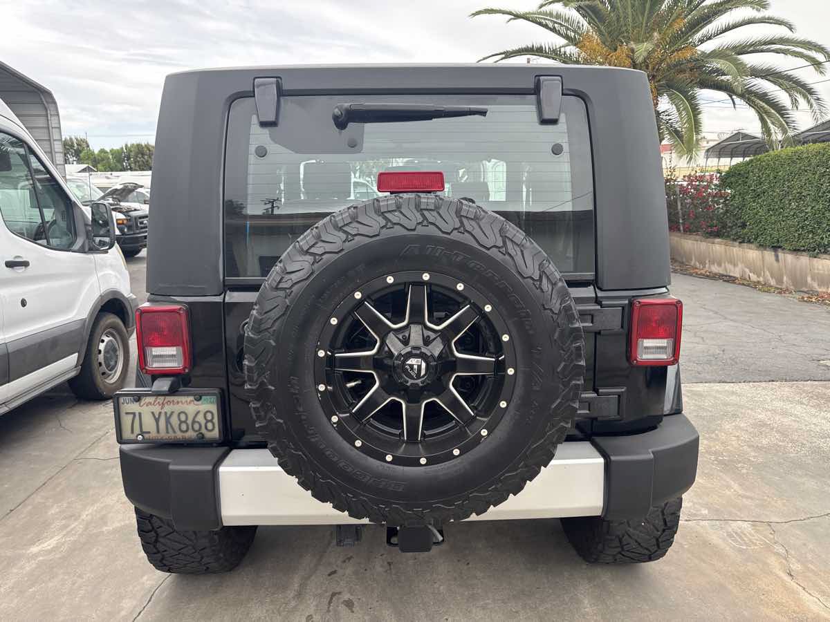Used 2008 Jeep Wrangler X AWD/4WD image 4