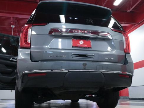 Used 2021 GMC Yukon SLT w/ SLT Premium Package image 33