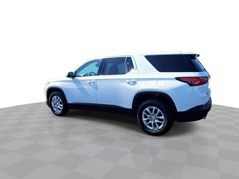 Certified 2023 Chevrolet Traverse LS FWD image 6