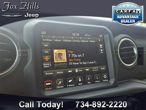 Used 2022 Jeep Wrangler Unlimited Sahara image 20