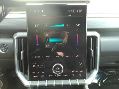 Used 2026 GMC Acadia Elevation w/ Elevation Premium Package FWD image 46
