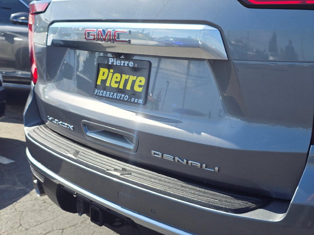 Used 2021 GMC Yukon XL Denali AWD/4WD image 13