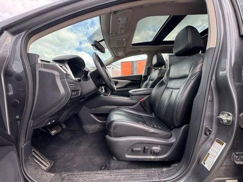 Used 2018 Nissan Murano SL w/ Moonroof Package AWD/4WD image 10