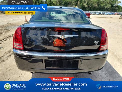 Used 2009 Chrysler 300 C RWD image 8