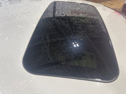 Used 2016 Volvo S60 T5 Inscription Platinum w/ Climate Package image 8