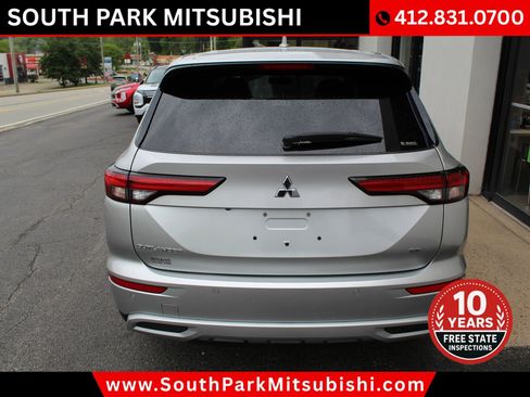 Used 2024 Mitsubishi Outlander Ralliart AWD/4WD image 8