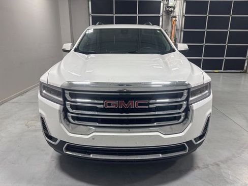 Used 2023 GMC Acadia SLT image 2