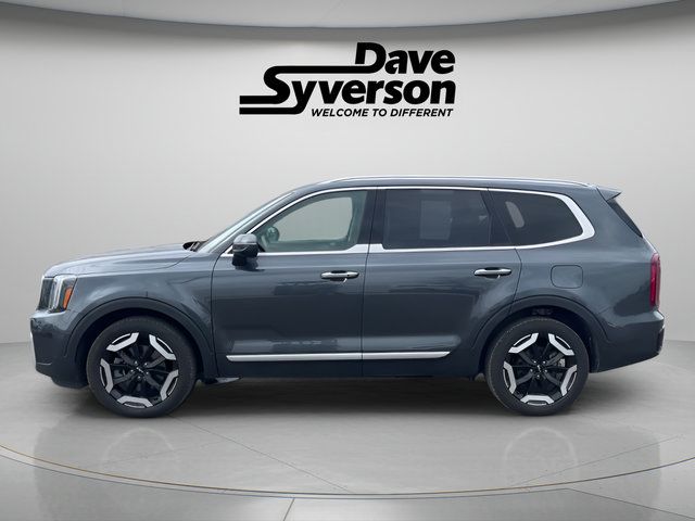 Used 2024 Kia Telluride S w/ S Sunroof Package AWD/4WD image 2