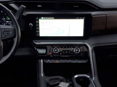 Used 2024 GMC Sierra 3500 Denali Ultimate image 30