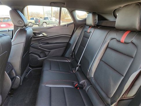 Certified 2024 Chevrolet Trax RS w/ Sunroof Package image 11