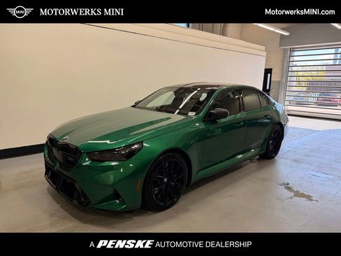 Used 2025 BMW M5 AWD/4WD image 1