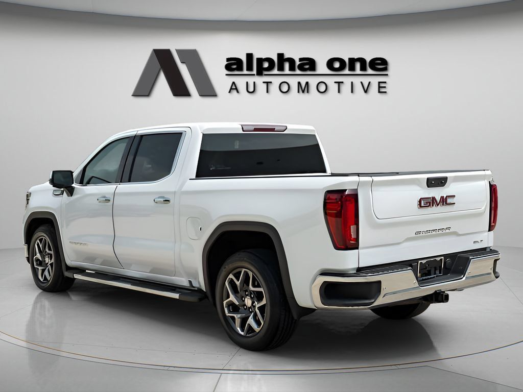 Used 2022 GMC Sierra 1500 SLT RWD image 10