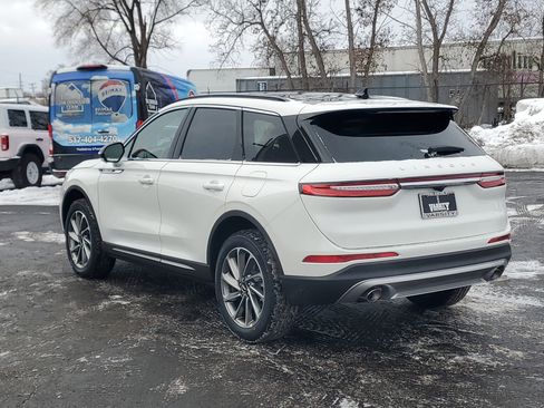 New 2026 Lincoln Corsair Premiere image 3