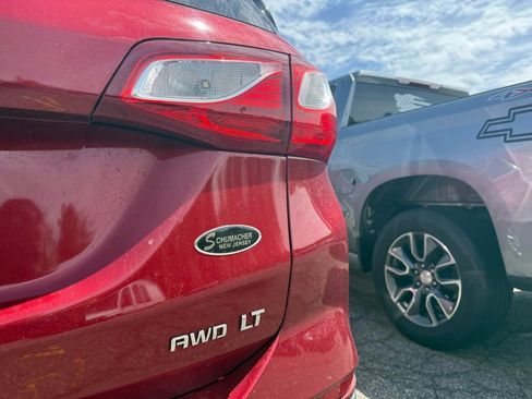 Used 2018 Chevrolet Equinox LT AWD/4WD image 25