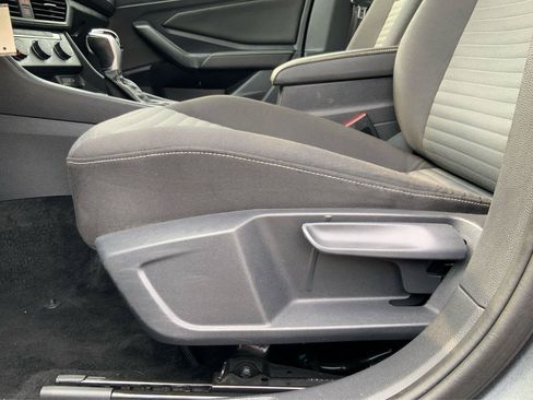 Used 2024 Volkswagen Jetta S FWD image 17