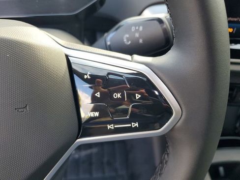 New 2025 Volkswagen ID.4 Pro image 19