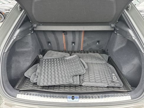 Used 2020 Audi Q3 2.0T Prestige image 23