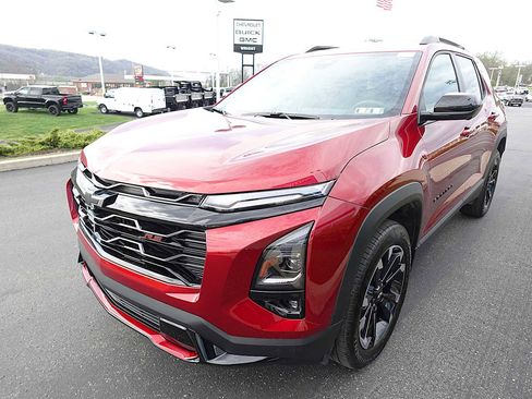 Used 2025 Chevrolet Equinox RS w/ Safety and Technology Package image 7