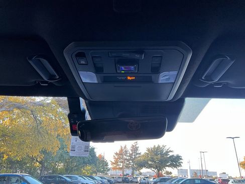 New 2025 Toyota 4Runner Limited image 18